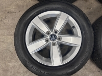 15 inch originele Corvara velgen + winterbanden Volkswagen Polo 2G0071495 