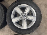 16 inch originele Corvara velgen + Bridgestone winterbanden VW T-Roc 2GA601025Q set A