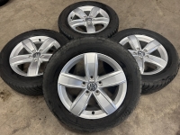 16 inch originele Corvara velgen + Bridgestone winterbanden VW T-Roc 2GA601025Q set A