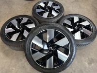 20 inch originele velgen + all season banden Volvo XC60 32358303