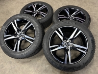 19 inch originele R Design velgen + winterbanden volvo XC60 32327353 set 2