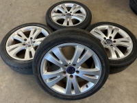 17 inch originele sport velgen + zomerbanden Mercedes C klasse W204 W2046010402