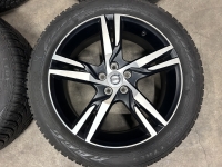 19 inch originele R line velgen + winterbanden Volvo XC40 31423931 set 2