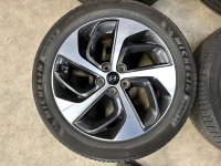 19 inch originele velgen + zomerbanden Hyundai Tucson 52910-D7460