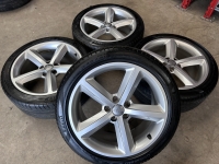 18 inch originele velgen + zomerbanden Audi A4 B8 8K0601025CK