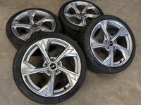18 inch originele velgen +  zomerbanden Audi A3 S3 8Y 8Y0601025P