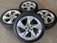 17 inch originele velgen + zomerbanden Audi A3 s line 8Y0601025A set 3
