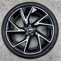 21 inch originele velgen + zomerbanden Audi Q3 SQ3 RSQ3 83A601025BH