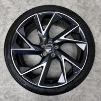 21 inch originele velgen + zomerbanden Audi Q3 SQ3 RSQ3 83A601025BH