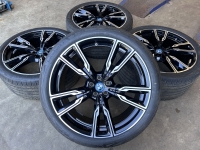 22 inch originele velgen + zomerbanden BMW X5 X6 G05 G06 747 6856025 6856026