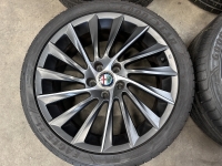 18 inch originele velgen + zomerbanden Alfa Romeo Giulia 156094667