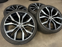 19 inch originele Santiago velgen + zomerbanden Volkswagen Golf 5G0601025AN