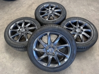 17 inch originele velgen + zomerbanden Toyota Auris - Corolla PZ406 E067F
