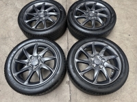 17 inch originele velgen + zomerbanden Toyota Auris - Corolla PZ406 E067F set 2