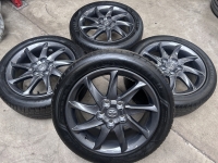 17 inch originele velgen + zomerbanden Toyota Auris - Corolla PZ406 E067F set 2