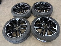 19 inch originele velgen + zomerbanden Toyota C-HR 42611-F4300