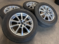 17 inch originele velgen + winterbanden Mazda CX-5 LV5 70737