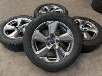 18 inch originele velgen + winterbanden Toyota RAV4 0072756