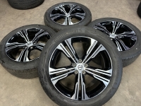 19 inch originele velgen + zomerbanden Volvo XC40 31471556
