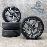 18 inch originele velgen + zomerbanden Audi A3 S3 8Y 8Y0601025H set 2