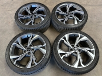 18 inch originele velgen +  zomerbanden Audi A3 S3 8Y 8Y0601025H set 2