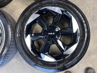 19 inch originele velgen + zomerbanden Kia Sorento 52910 - P2730