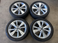 16 inch originele velgen + zomerbanden Skoda Citigo 1ST601025J 8Z8 set 1
