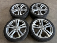 18 inch originele S line  velgen + zomerbanden Audi A3 8V0601025BL set 2