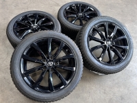 17 inch originele velgen + winterbanden Toyota Auris | Corolla
