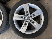 17 inch originele velgen + zomerbanden Volkswagen Golf