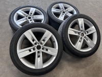 17 inch originele velgen + zomerbanden Seat Leon 5F0601025T