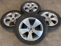 17  inch originele velgen + winterbanden  Skoda Superb 3V060102A
