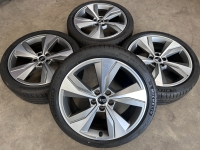 19 inch originele audi sport velgen + zomerbanden Audi Q2 SQ2 81A601025AN