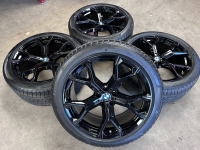 21 inch originele velgen + winterbanden BMW X5 X6 style 741 M 8071998 8071999 set 1