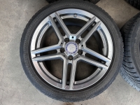 17 inch originele velgen + winterbanden Mercedes A B C klasse CLA