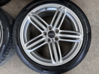 19 inch originele velgen + zomerbanden Audi Q3 | A6 8U0601025H