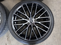 19 inch originele FR  velgen + zomerbanden Skoda Karoq | Octavia 5F0071490A set 1