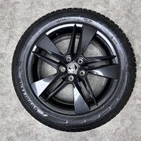 17 inch originele velgen + winterbanden  Skoda Superb 3V0601025BG