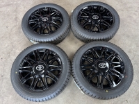 15 inch originele velgen + winterbanden Toyota Aygo PW457-0H010