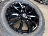 17 inch originele winterset Toyota RAV4 | Lexus NX zwart