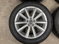 16 inch originele Merano velgen + winterbanden Volkswagen Polo 2G0601025AF set 2