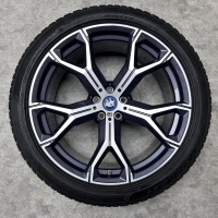 21 inch originele velgen + winterbanden BMW X5 X6 style 741 M 8071998 8071999 set 2