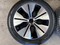 19 inch originele velgen + winterbanden Mercedes EQC 235 55 19 A2934010100 set 3