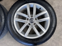 16 inch originele Hita velgen + zomerbanden  Volkswagen Golf 5G0601025CS set 2