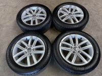 16 inch originele Hita velgen + zomerbanden  Volkswagen Golf 5G0601025CS set 2