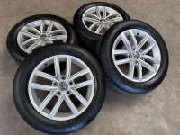 16 inch originele Hita velgen + zomerbanden  Volkswagen Golf 5G0601025CS set 2