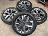 18 inch originele velgen + winterbanden Kia Sportage 52910-R2280