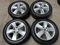 16  inch originele velgen + winterbanden Skoda Octavia 5E0601025H set 2