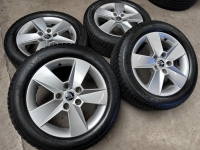 16  inch originele velgen + winterbanden Skoda Octavia 5E0601025H set 2
