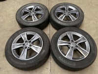 17 inch originele velgen + zomerbanden Mercedes Vito / Viano  A2054010800 set 2